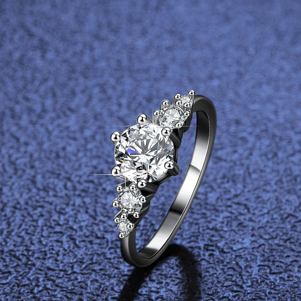 MOISSANITE DIAMOND WOMEN ENGAGEMENT RING
