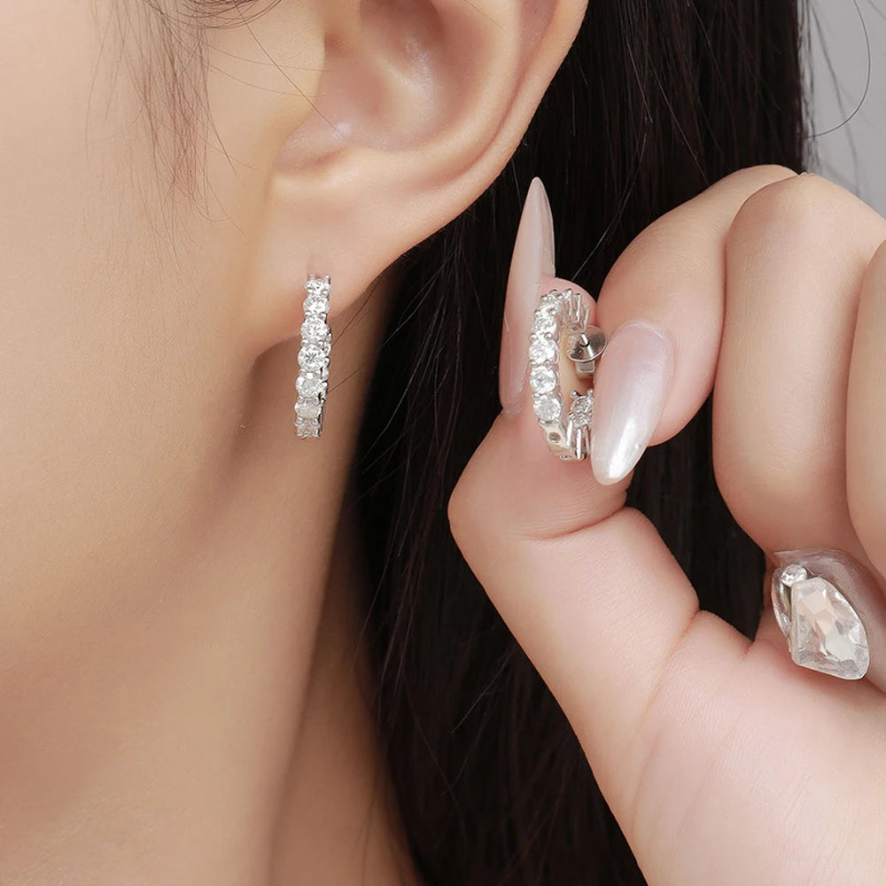MOISSANITE DIAMOND WOMEN EARRING